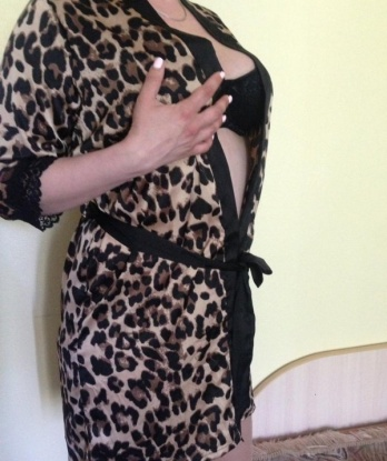 Великолепное тело, фото которого ты можешь увидеть, только подогревает интерес, а перечень моих услуг оставит тебя восхищенным.
💋 Я истинное удовольствие и совершенство в одном лице. Мое место проживания - Москва, где я создаю особую атмосферу уюта для наших встреч.
💕 Мои услуги максимально разнообразны и подойдут для самых изысканных вкусов. Я готова погрузить тебя в мир страсти и нежности, позволить отдохнуть от мирских забот и побаловать тебя собой.
🔥 Открой для себя новые грани удовольствия со мной – эта встреча останется незабываемой. Отзывы моих клиентов говорят сами за себя, и я гарантирую, что и тебе понравится!
💫 Не откладывай на потом – воплоти свои самые сокровенные мечты в жизнь, ведь рядом со мной они становятся реальностью. Узнай, что значит настоящее удовлетворение. Жду тебя в Москве! 💋 3868, 34 года